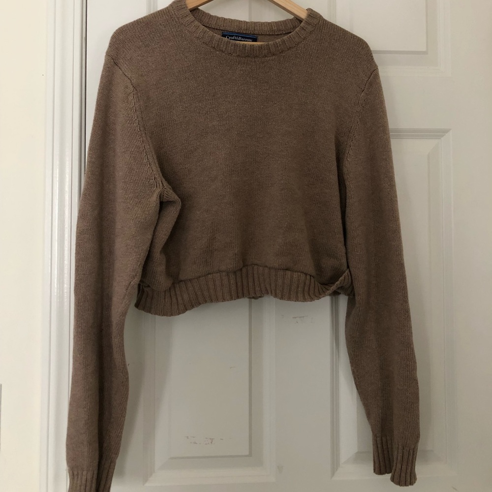 URBAN CROPPED SWEATER ✨